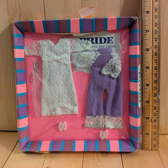 Jolly Toys pride Vintage Doll Outfit Set with Lace Details - Picture 2 of 9